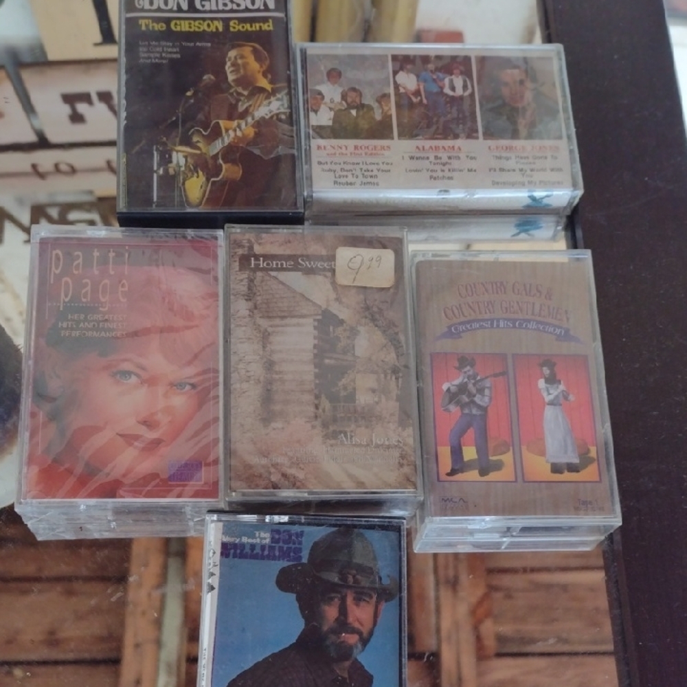 Vintage Country Music Cassette Collection(6)